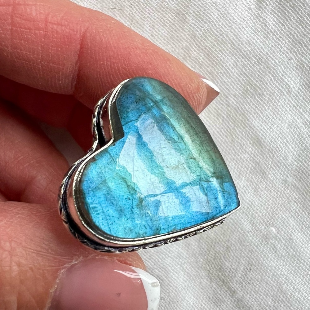 925 OMG GORGEOUS Flash Labradorite Heart ❤️ Ring 8 1/4 - Picture 5 of 10